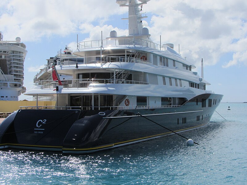 File:Super Yacht C2.JPG