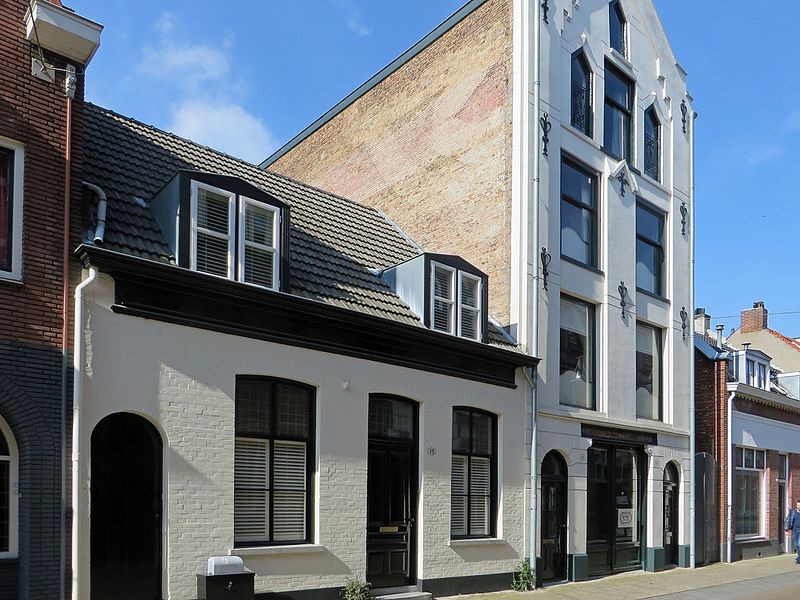 File:Telefoonstraat 13-15, Tilburg.jpg