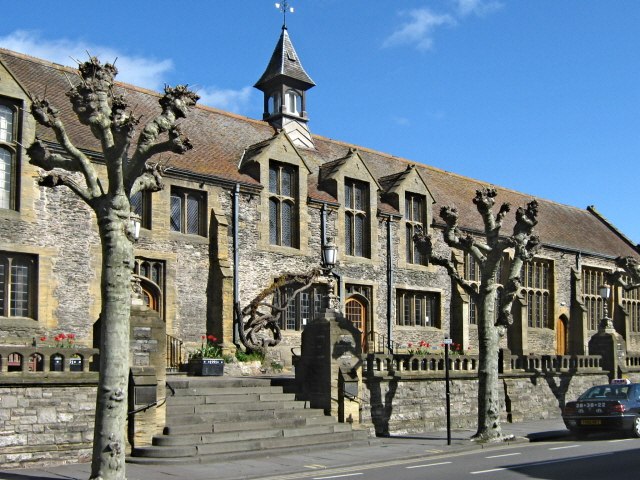 Image: The Old Grammar School, Corporation Street, Taunton   geograph.org.uk   1235403