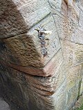 Miniatuur voor Bestand:Tow rope marks on Cale Lane Bridge, Leeds and Liverpool Canal - geograph.org.uk - 4350231.jpg