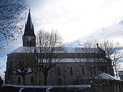 L'église vue de profil.