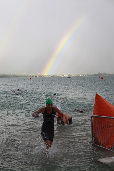 File:Triathlon 110522-M-DX861-202.jpg