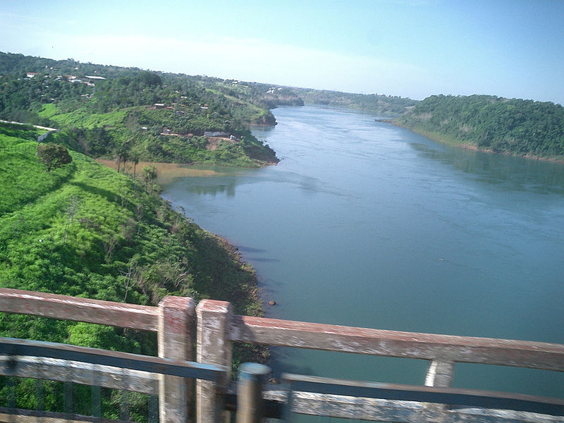 File:Triple Frontier, Ciudad del Este.jpg