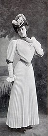 Ügető a Riviérára by Redfern 1905 cropped.jpg