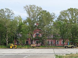 Старое здание аэропорта.