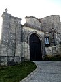 Français : Portail d'entrée au XIXè siècle, château de Villebois-Lavalette, Charente, France