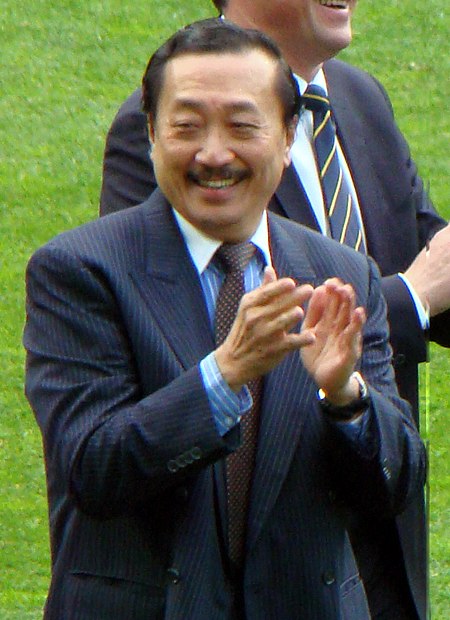 Vincent Tan Chee Yioun.jpg