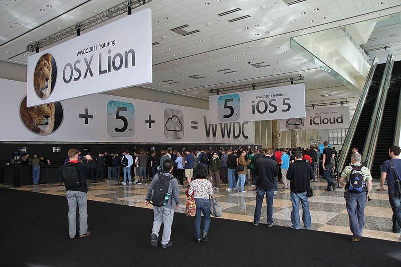 File:WWDC 2011 Moscone West Interior.jpg