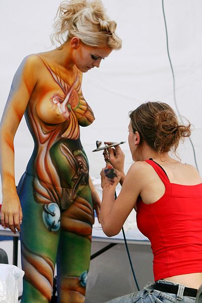 File:World Bodypainting Festival Asia.jpg