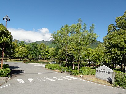 御勅使南公園への交通機関を使った移動方法