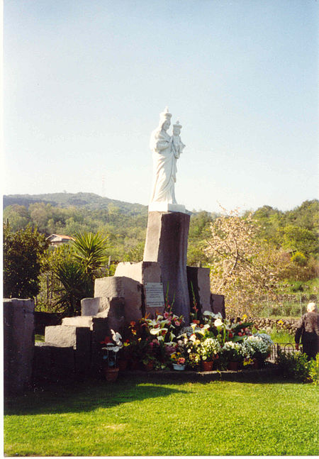 Zafferana Etna Denkmal