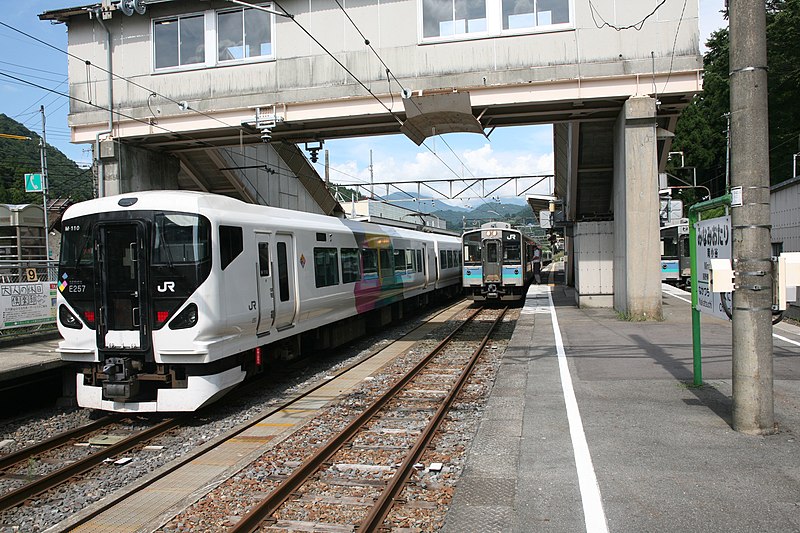 File:南小谷駅 - panoramio - くろふね (2).jpg