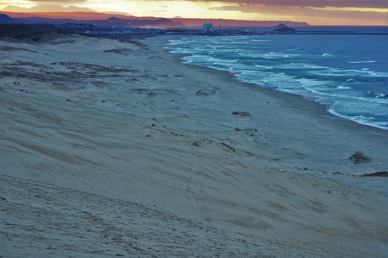 砂丘から見た日本海 - panoramio.jpg