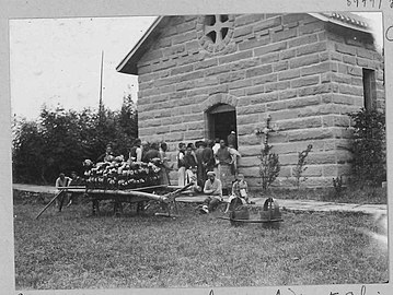 Funeral de uno de los pastores de la Conferencia de China Occidental celebrado en una iglesia metodista episcopal estadounidense en Chungking, entre 1900 y 1930