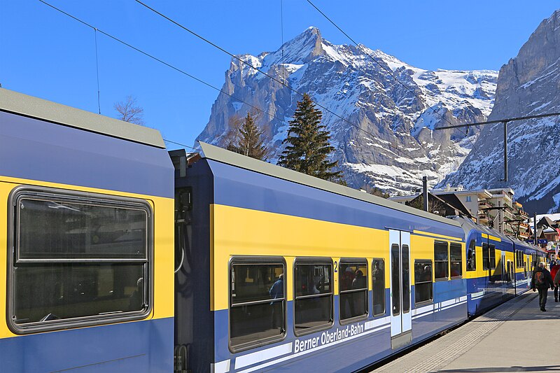 File:00 003 Grindelwald railway station - Berner Oberland-Bahn.jpg