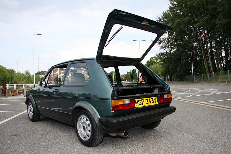 File:1982 VW Mk1 Golf GTi 03.jpg