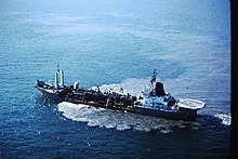 Trailing suction hopper dredger in action in 1987, Beaufort Sea near Tuktoyaktuk 1987 sucker-dredger Beaufort Sea.jpg