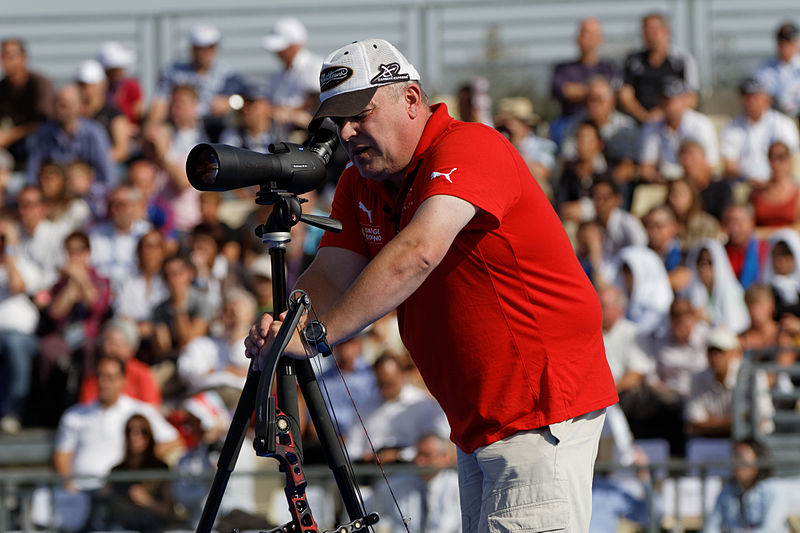 File:2013 FITA Archery World Cup - Men's individual compound - Semifinal - 10.jpg