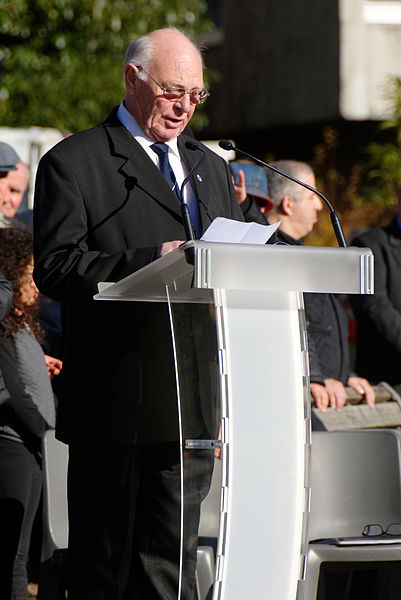 File:2015-11-11 11-15-31 commemo-armistice.jpg