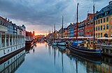 2018 - Nyhavn on sunset.jpg