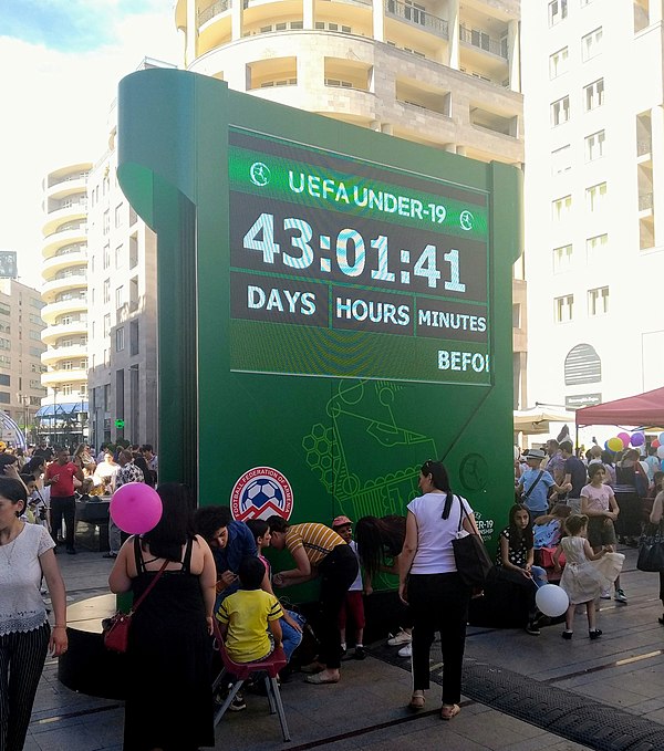 Countdown board at the centre of Yerevan before the championship