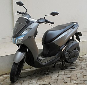 2021 Yamaha Lexi 125 (20220216).jpg