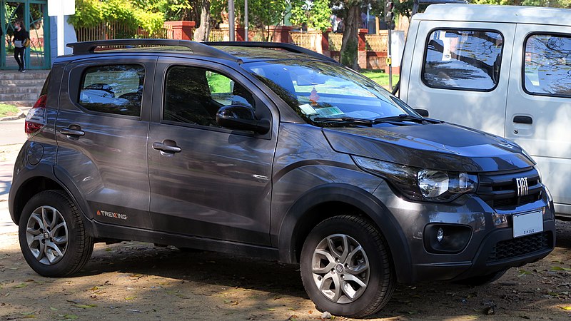 File:2022 Fiat Mobi 1.0 Trekking.jpg