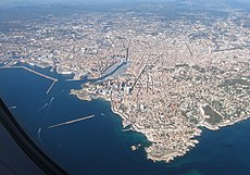Aerial view of Marseille 04.jpg