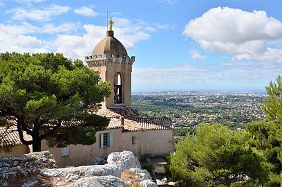 Allauch : chapelle N-D du Chateau