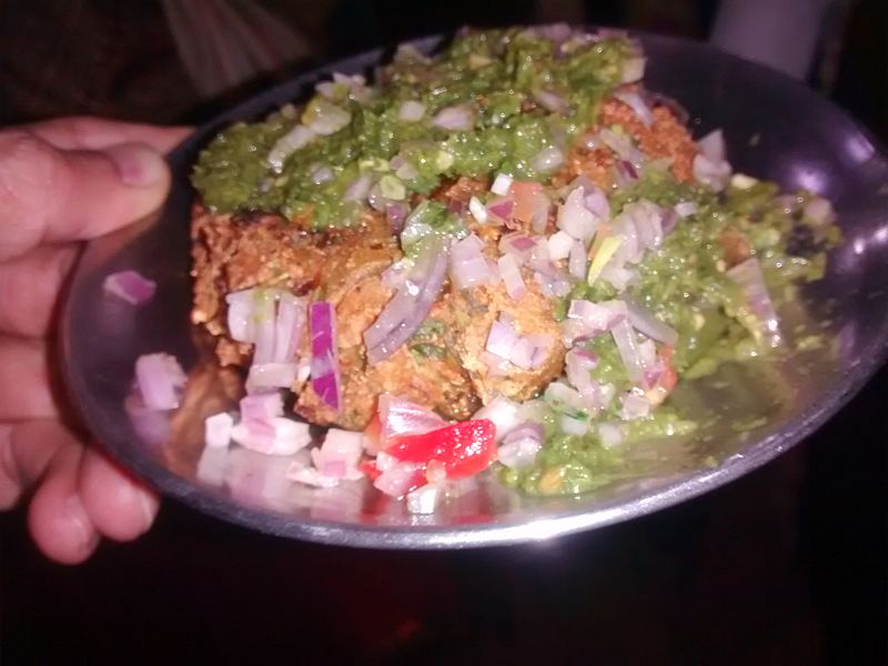 File:Aloo Mutter tikki chaat.jpg