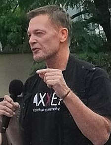 Endrū Veikfīlds 2019. gadā