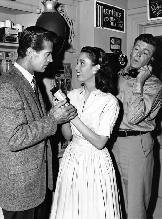 George Nader (left), Elinor Donahue and Andy Griffith on The Andy Griffith Show in 1961.