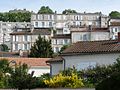 Français : Maisons au sud du Plateau vues de la place Saint-Gelais, Angoulême, France