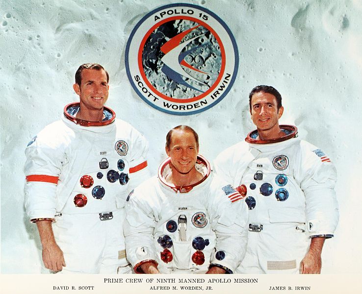 File:Apollo 15 crew SDA&SM.jpg