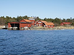 Askö: Askötorp, Askölaboratoriet, Askö skjutfält