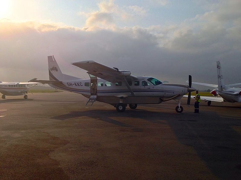 File:Auric air Cessna 5H-KKC at JNIA.jpg