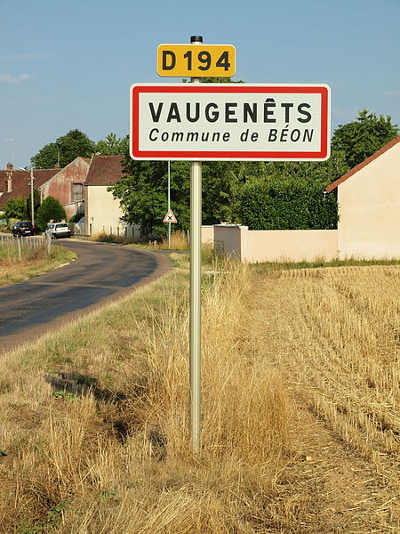 File:Béon-FR-89-Vaugenêts-a1.jpg