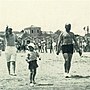 Fayl:Benito e Romano Mussolini, spiaggia di Riccione 1932.jpg üçün miniatür