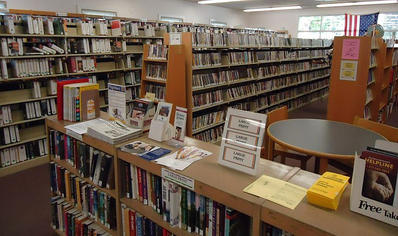 File:Berkeley Heights NJ public library books and shelves.jpg