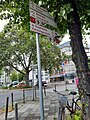 wikimedia_commons=File:Bilk_-_Radwegweiser_Himmelgeister_Straße,_Moorenstraße_O.jpg