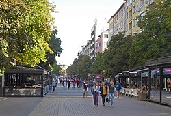 Boulevard Vitosha (1) (37035372573).jpg