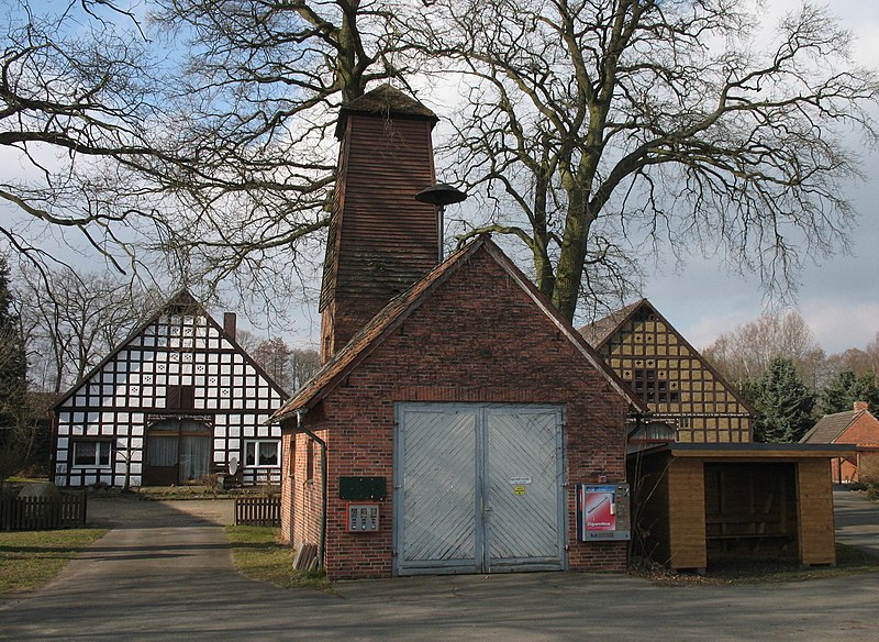 File:Breselenz fire station.jpg