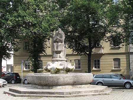 Brunnen auf dem Josephsplatz in München Maxvorstadt