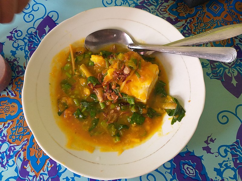 File:Bubur Khas Manado (Tinutuan).jpg