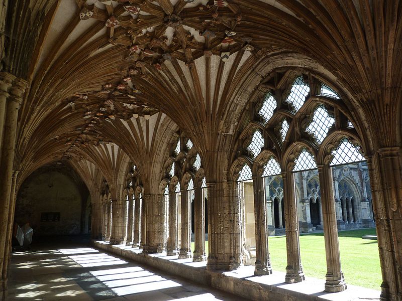 File:Canterbury Cathedral cloisters.jpg