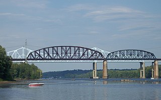 Alfred H. Smith Memorial Bridge bridge between Albany and Rensselaer Counties, New York