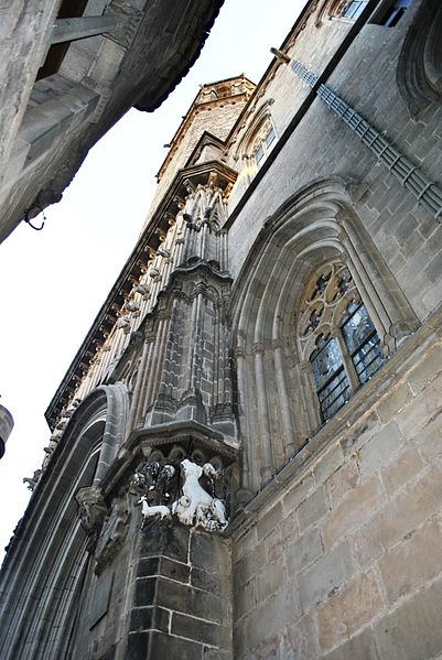 File:Catedral de Santa Cruz y Santa Eulalia (3).JPG