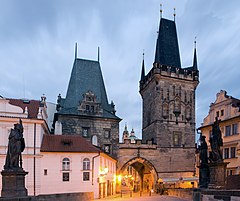 Prag: Eardstōl and micelne burh þǣre Čēcan Rīcsīene