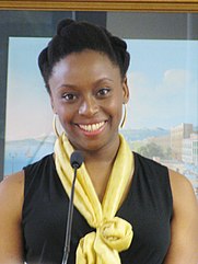 Chimamanda Ngozi Adichie nel 2014