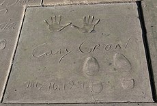 Chinese Theatre courtyard Cary Grant.jpg